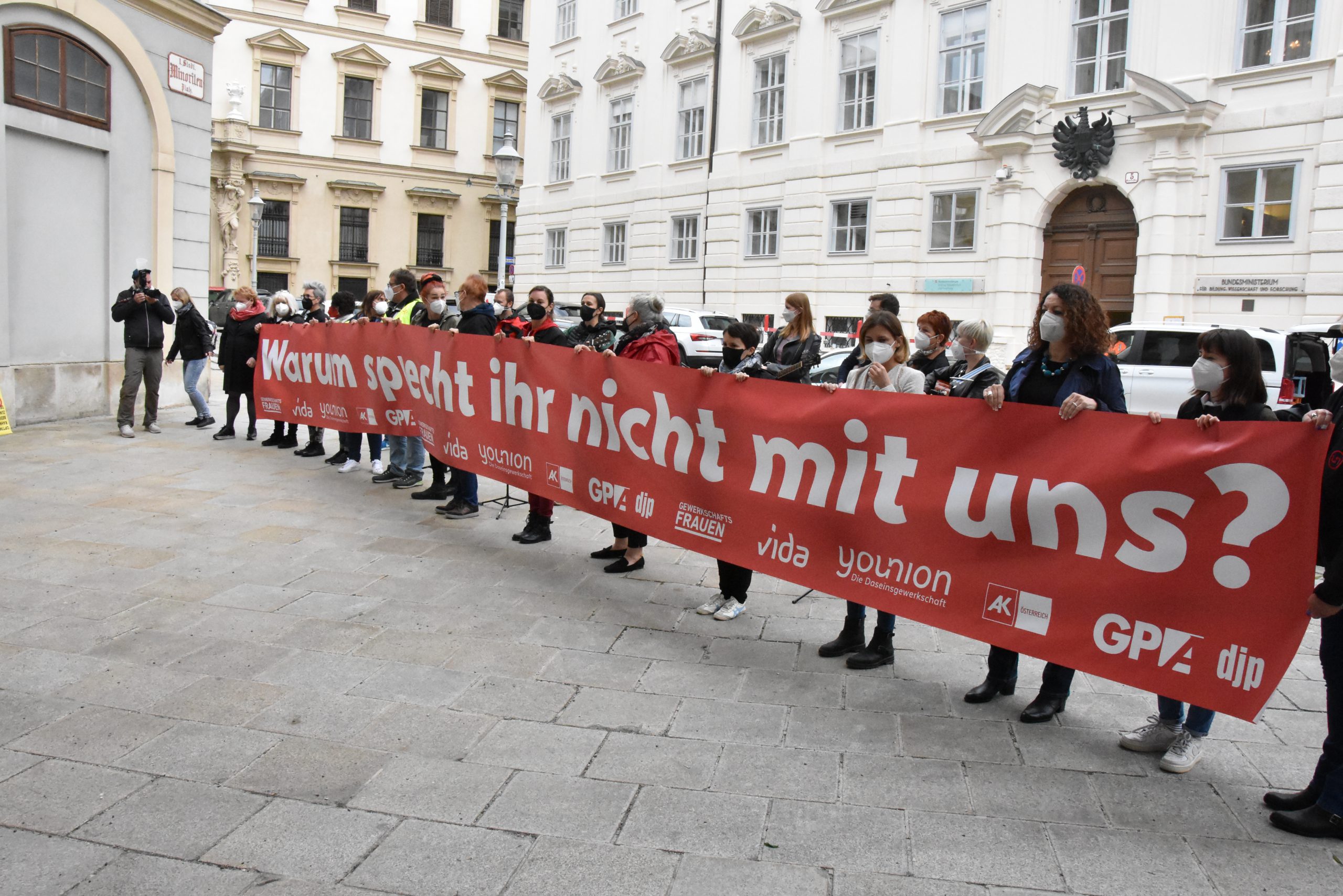 Protest vorm Bundesministerium für Bildung - 27.05.2021 - SoFair-FSG 01 ...
